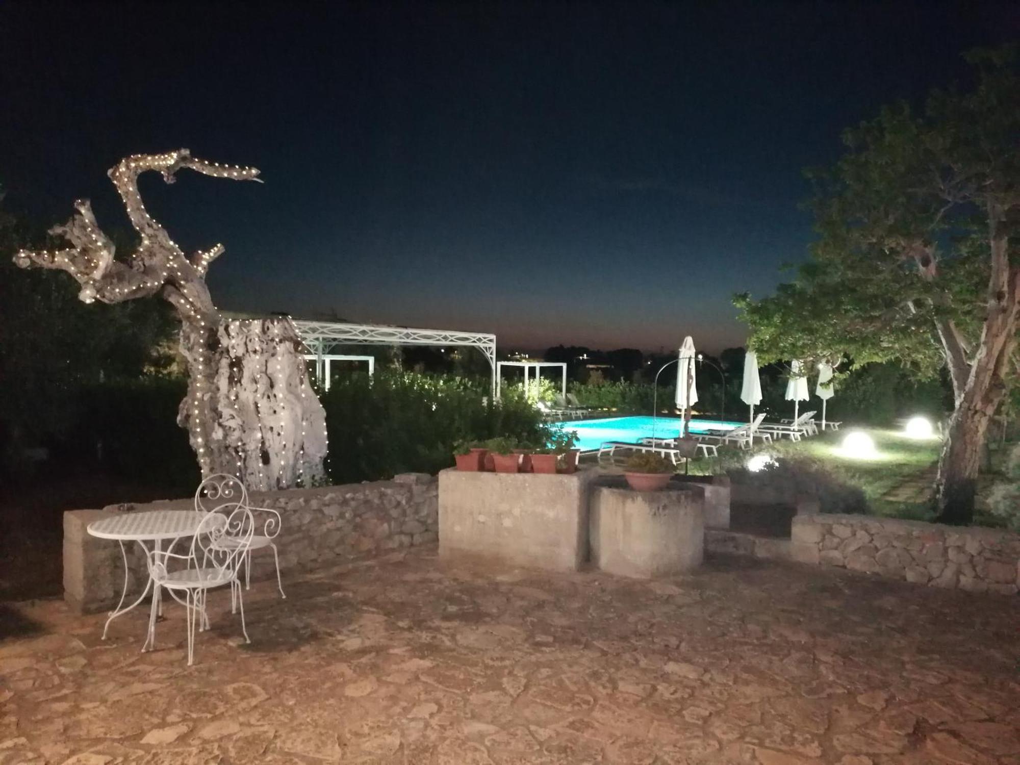 Tenuta Pigliano Hotel Bagnolo del Salento ภายนอก รูปภาพ