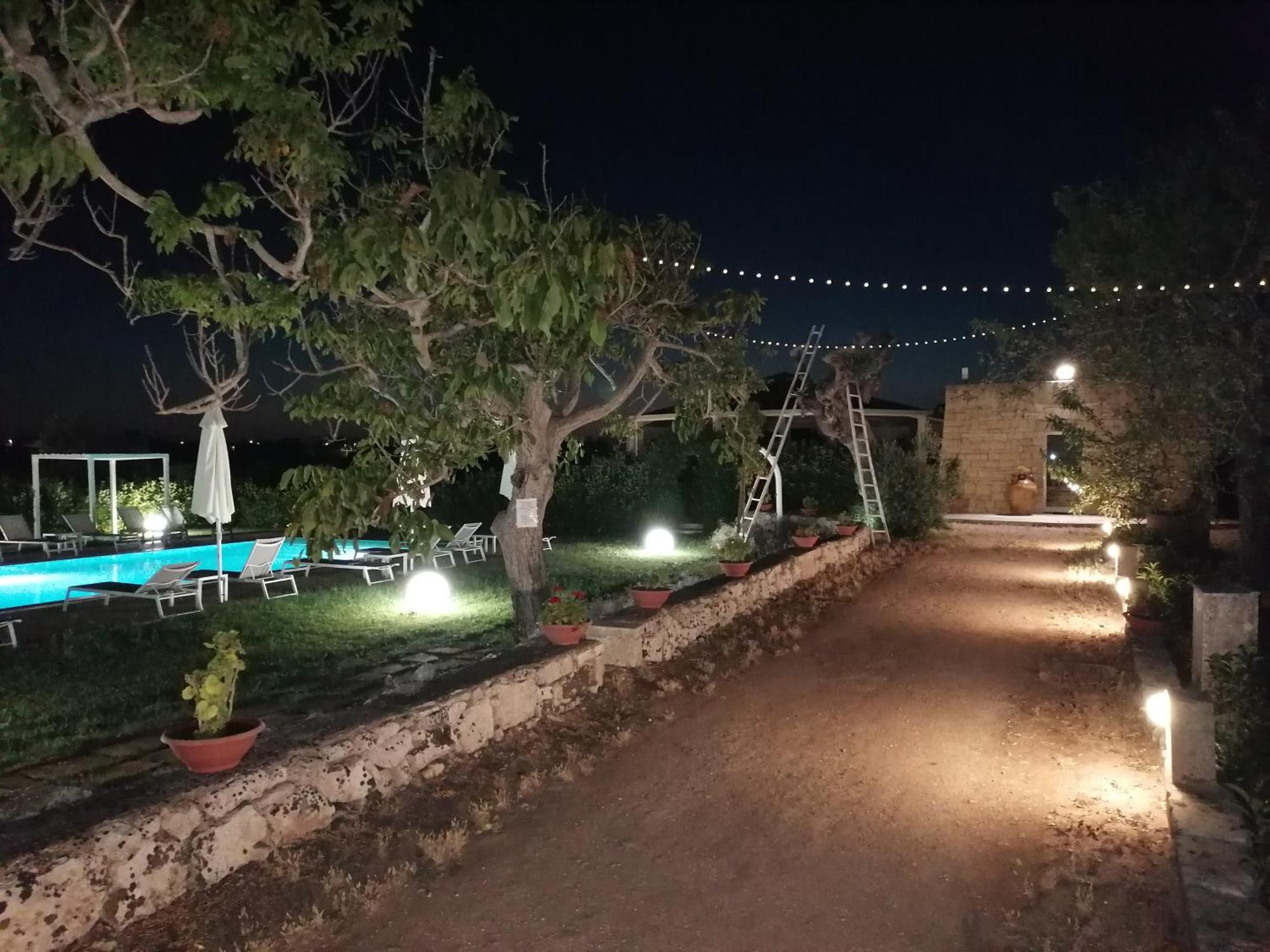 Tenuta Pigliano Hotel Bagnolo del Salento ภายนอก รูปภาพ