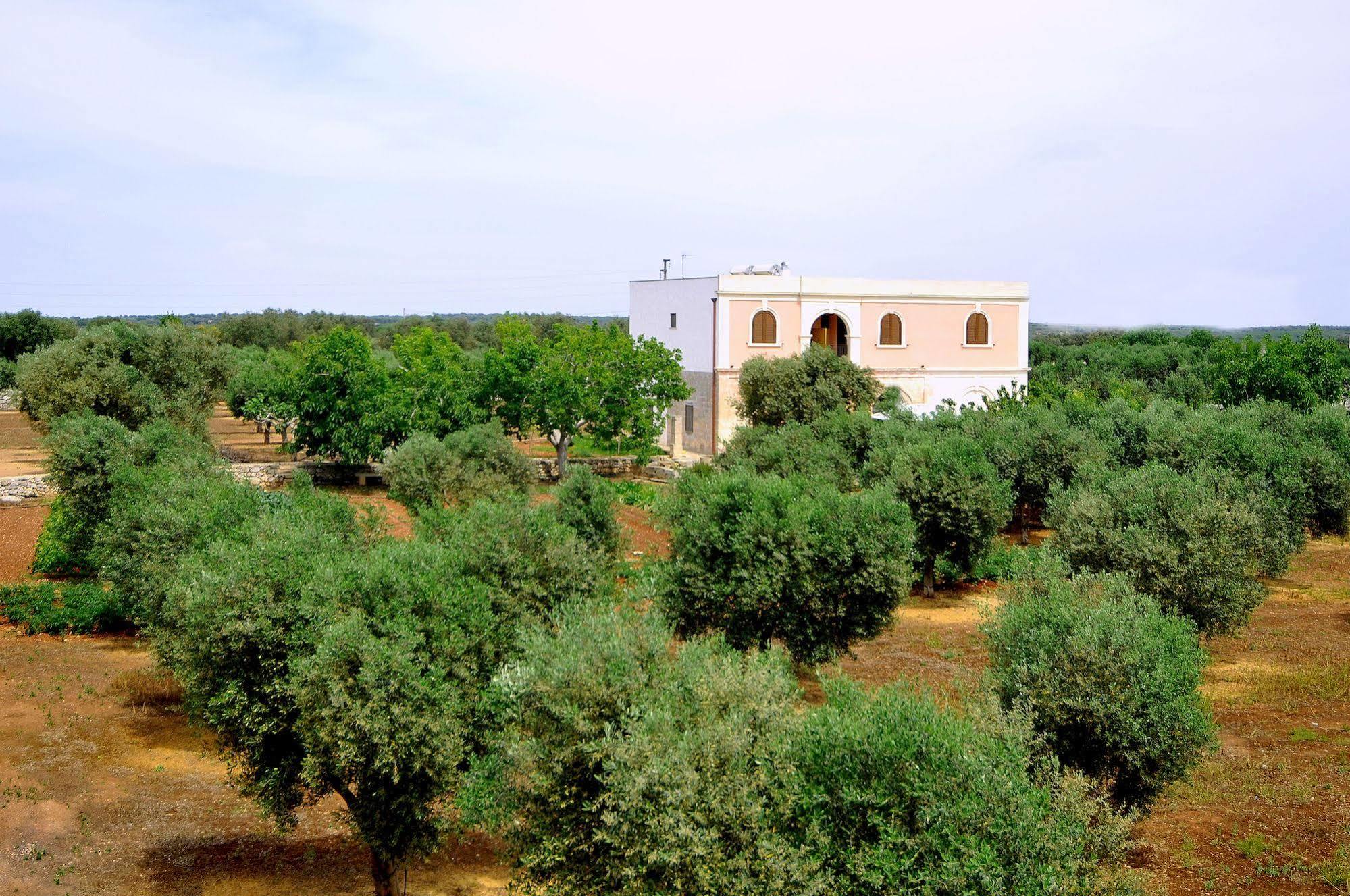 Tenuta Pigliano Hotel Bagnolo del Salento ภายนอก รูปภาพ